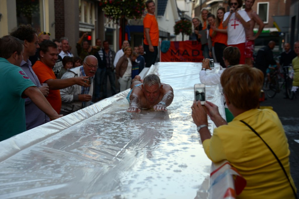 ../Images/Donderdag kermis 516.jpg